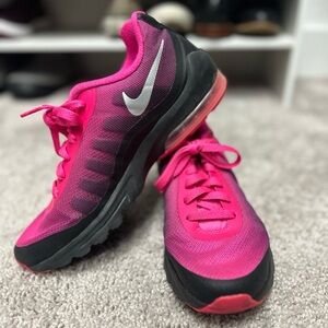 Women’s Nike Air size 8